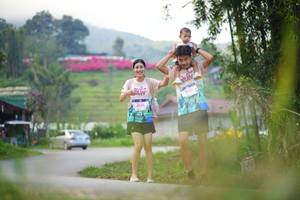 BIB: 9504
                            <button type="button" onclick="openModal(19218867)" class="btn btn-primary btn-sm float-right btn-popup" data-toggle="modal" data-target=".modal-high-quality">
                        <i class="fas fa-shopping-cart"></i> Add to Cart
                    </button>
                                            <button type="button" onclick="isThisMe(19218867, true)" class="btn btn-success btn-sm float-right btn-popup btn-isme hidden" data-toggle="tooltip" data-placement="bottom" title="นี่คือรูปของคุณใช่ไหม คลิกที่นี่เพื่อเอาเข้าอัลบั้ม">
                        <i class="fas fa-plus"></i> Add to album
                    </button>
                    <button type="button" onclick="isThisMe(19218867, false)" class="btn btn-warning btn-sm float-right btn-popup btn-isnotme hidden">
                        <i class="fas fa-ban"></i> Remove from album
                    </button>